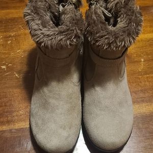 Winter boots